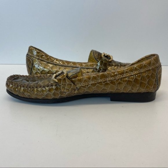 Beverly Feldman Gold Riding Bit Rhinestone Loafers (36.5) - Picture 7 of 12